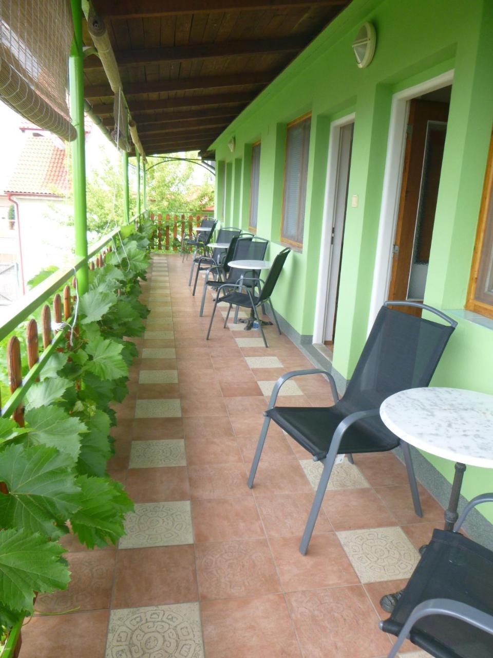 Hotel Afrodita Štúrovo Exteriér fotografie